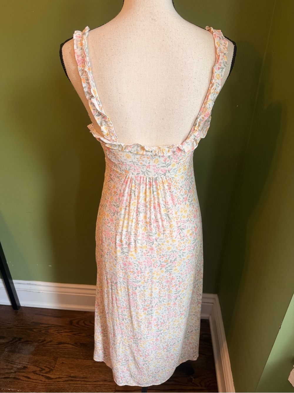 Ever New Floral Ruffle Midi Dress - originally $120+ - Picture 7 of 10
